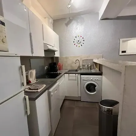 Moderne A Cannes, 45 M², Proche Des Plages